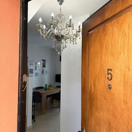 Casa Vacanza Elislor Apartments 菲乌米奇诺 外观 照片