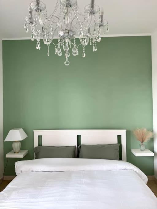 Casa Vacanza Elislor Apartments 菲乌米奇诺 外观 照片