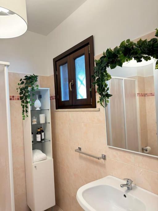 Casa Vacanza Elislor Apartments 菲乌米奇诺 外观 照片