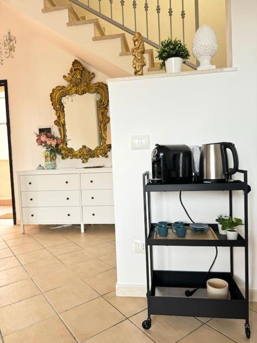 Casa Vacanza Elislor Apartments 菲乌米奇诺 外观 照片